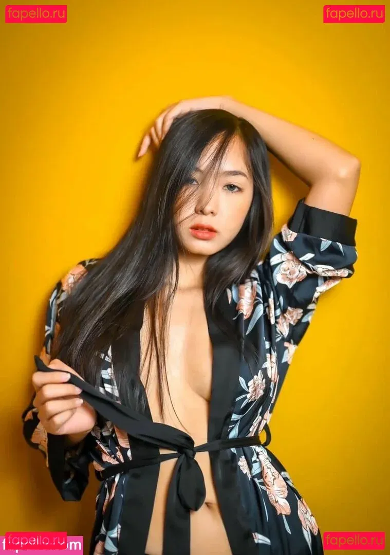 Nachpatcharawee Onlyfans Photo Gallery 