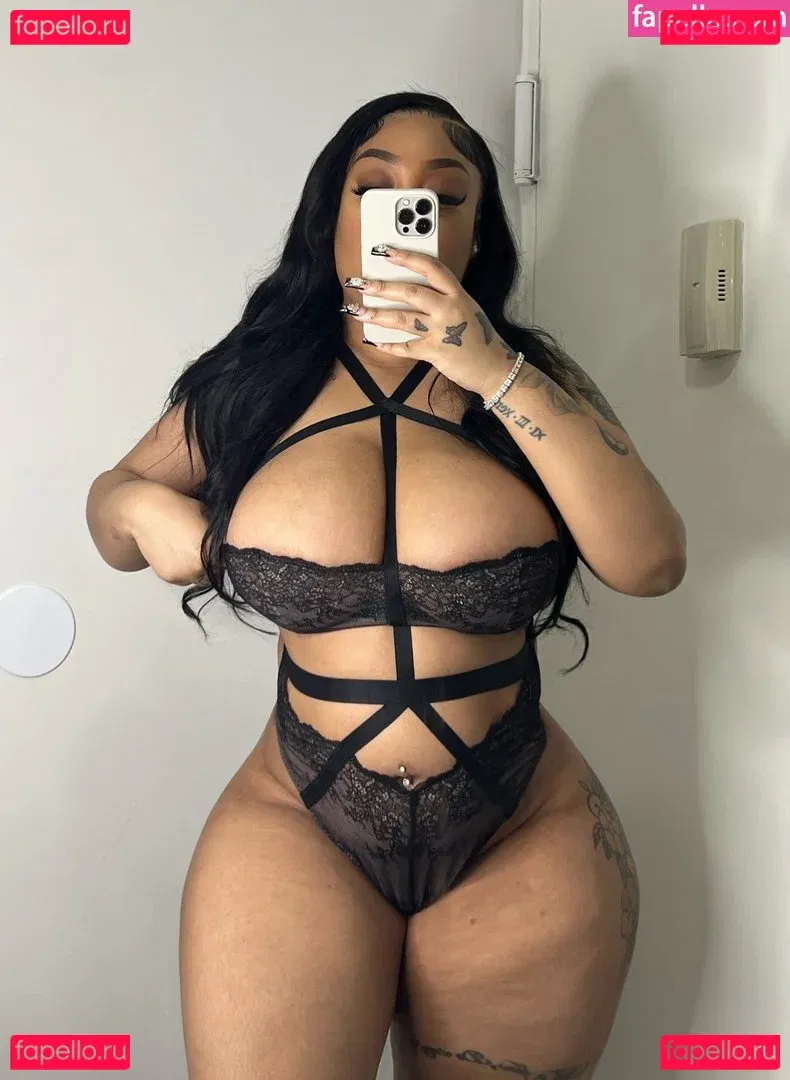 kinkykior Onlyfans Photo Gallery 