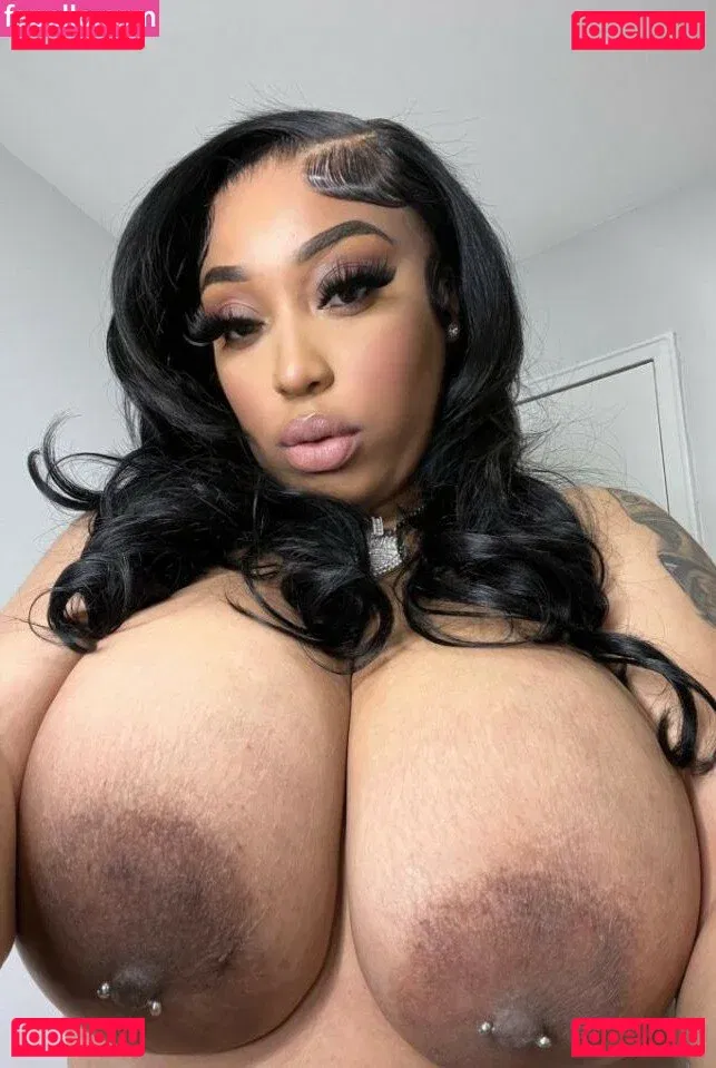 kinkykior Onlyfans Photo Gallery 