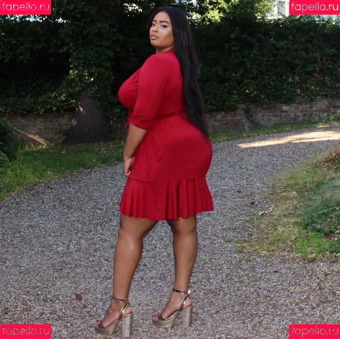 Yathbeauty Onlyfans Photo Gallery 
