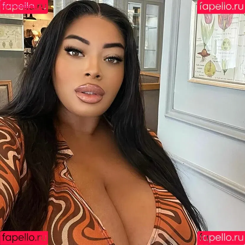 Yathbeauty Onlyfans Photo Gallery 