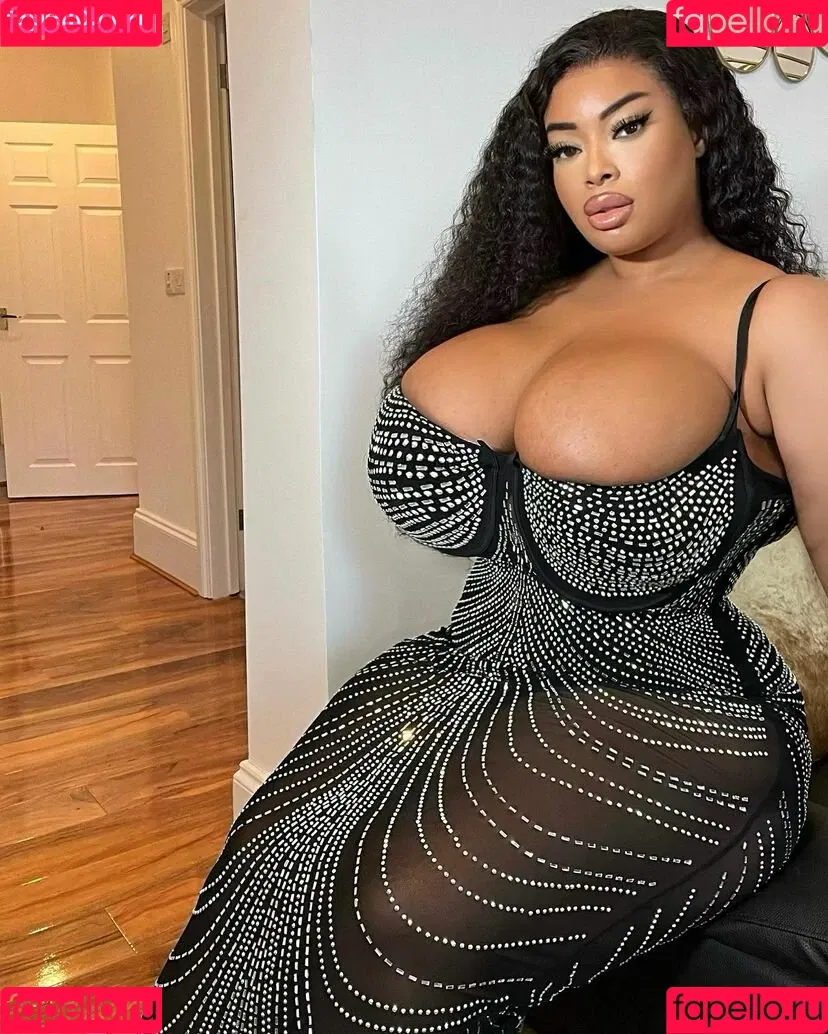 Yathbeauty Onlyfans Photo Gallery 