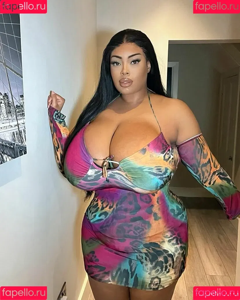 Yathbeauty Onlyfans Photo Gallery 