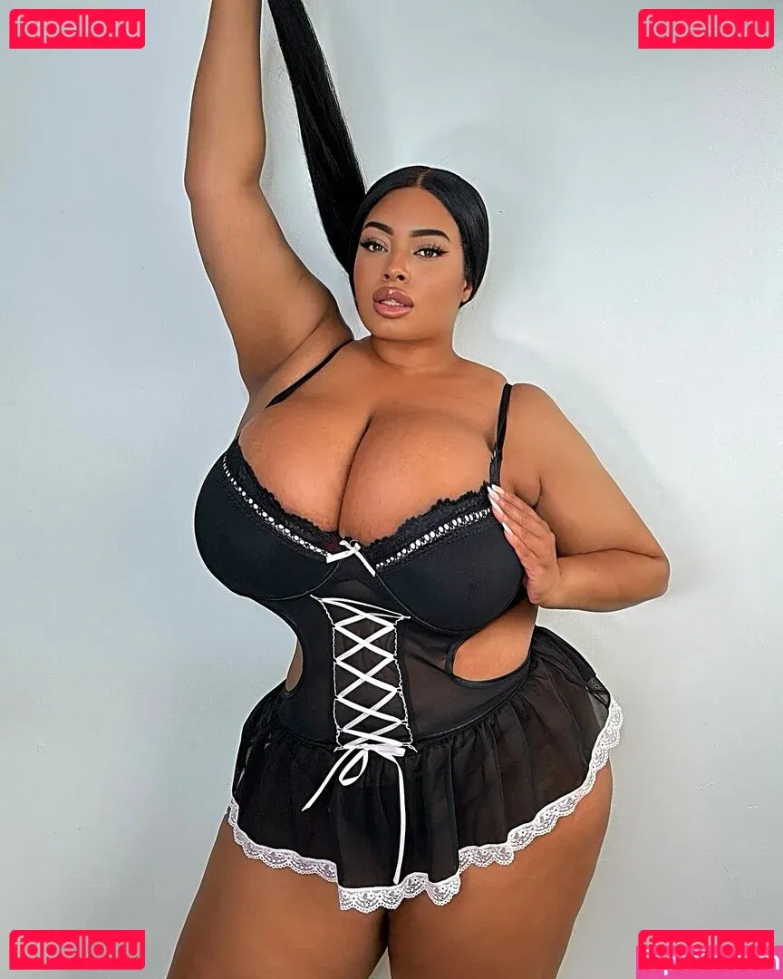 Yathbeauty Onlyfans Photo Gallery 