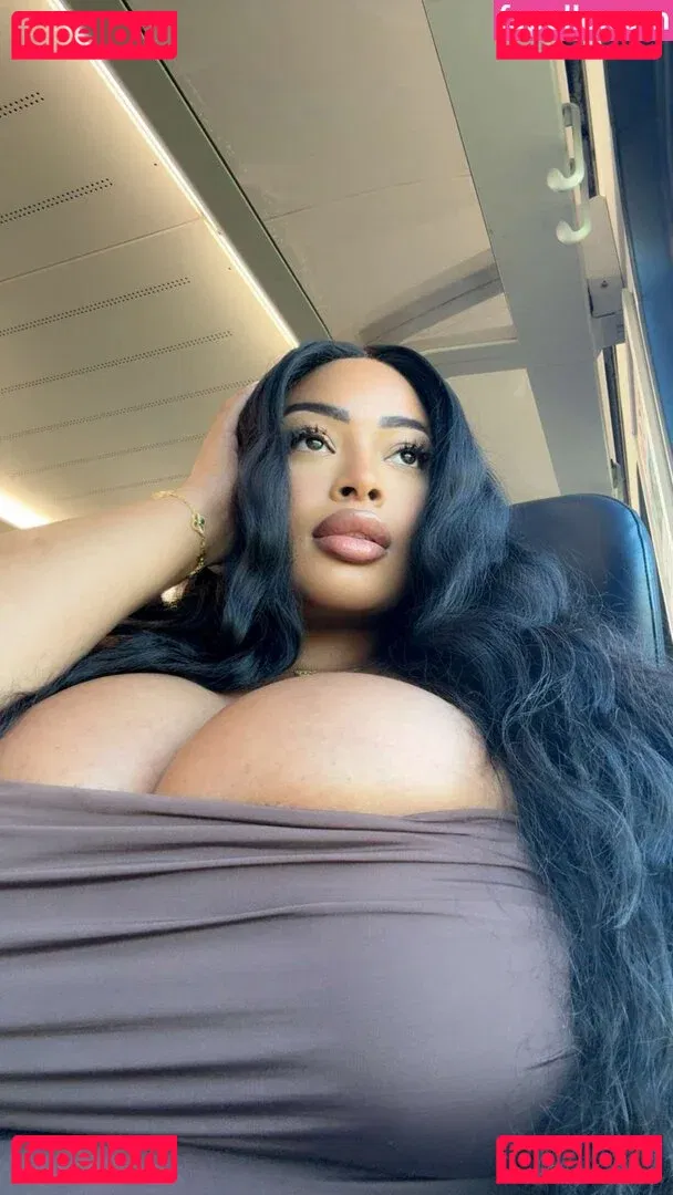 Yathbeauty Onlyfans Photo Gallery 