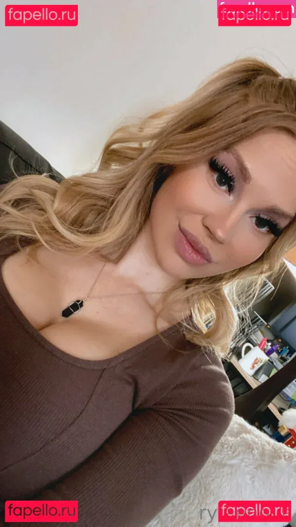 heyitsrylee Onlyfans Photo Gallery 