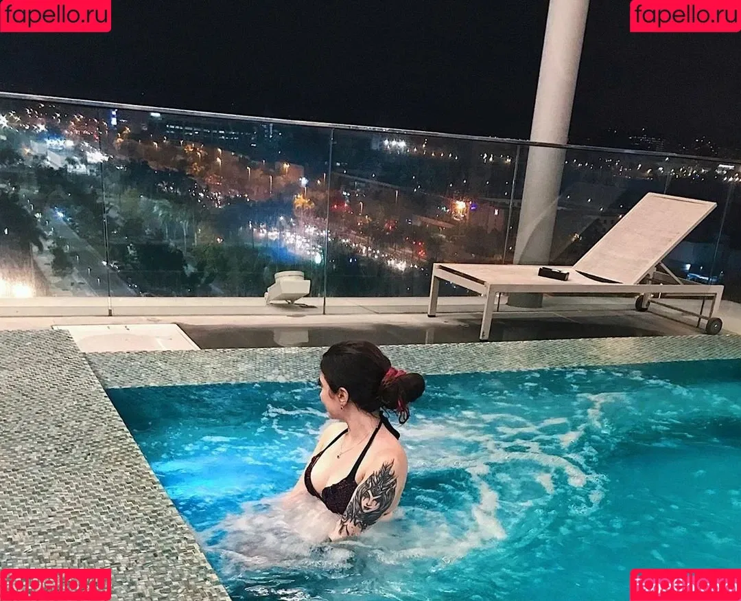 Diretora Muniz Onlyfans Photo Gallery 