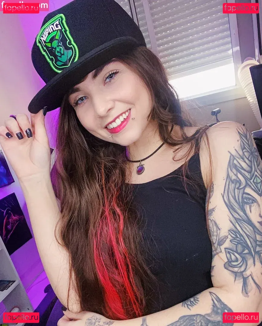 Diretora Muniz Onlyfans Photo Gallery 