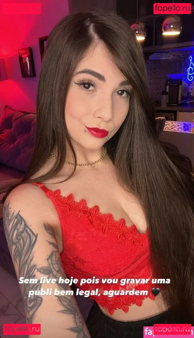 Diretora Muniz Onlyfans Photo Gallery 