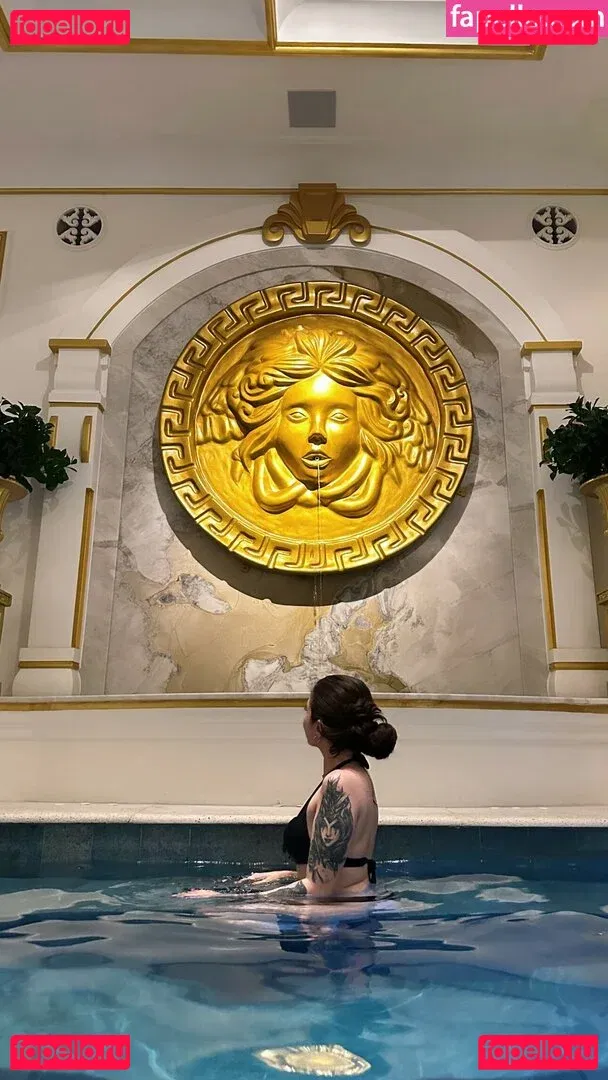 Diretora Muniz Onlyfans Photo Gallery 