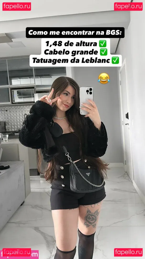 Diretora Muniz Onlyfans Photo Gallery 