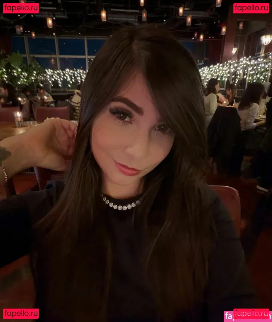 Diretora Muniz Onlyfans Photo Gallery 