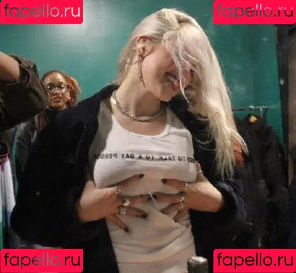 Renee Rapp Onlyfans Photo Gallery 