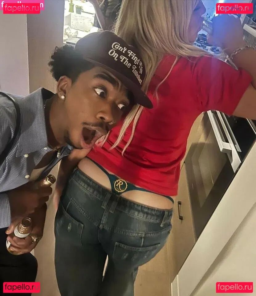 Renee Rapp Onlyfans Photo Gallery 