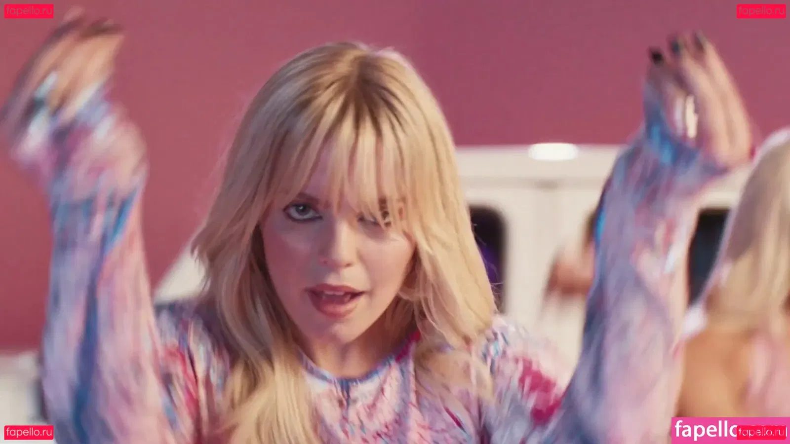 Renee Rapp Onlyfans Photo Gallery 