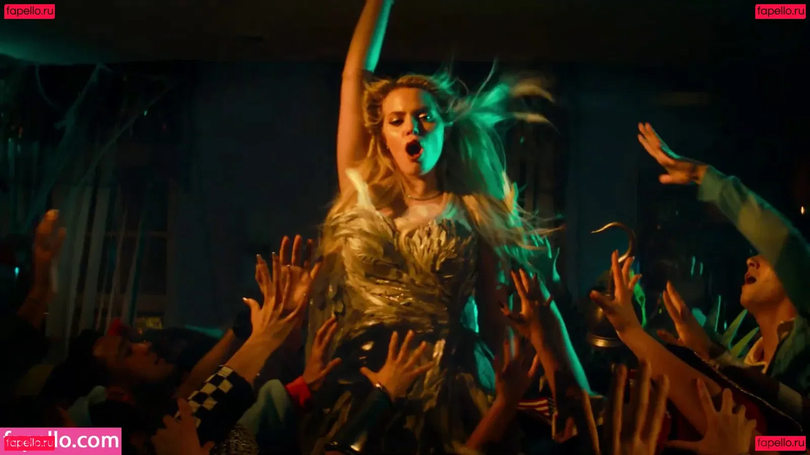 Renee Rapp Onlyfans Photo Gallery 