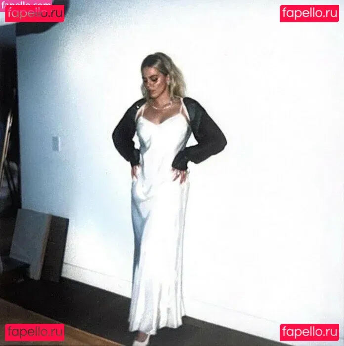 Renee Rapp Onlyfans Photo Gallery 