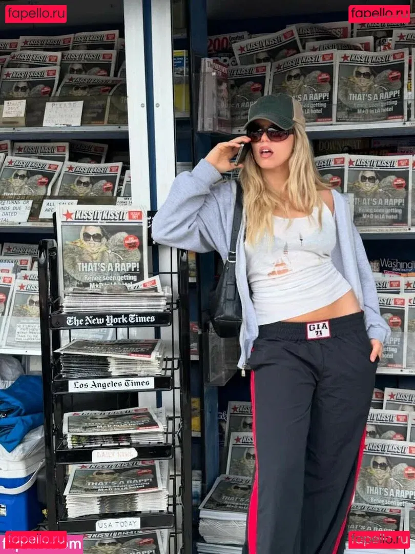 Renee Rapp Onlyfans Photo Gallery 