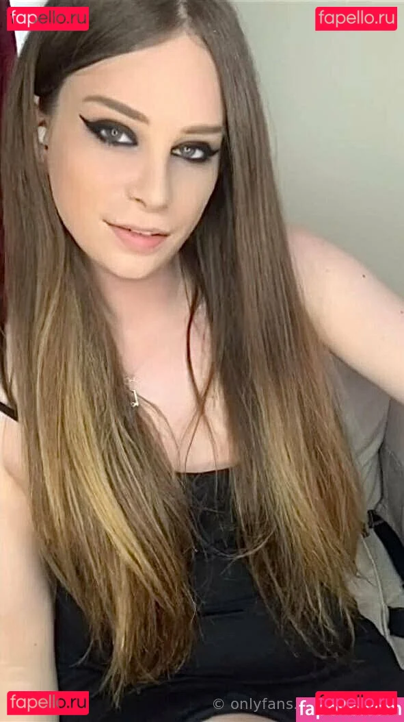 alektrya Onlyfans Photo Gallery 