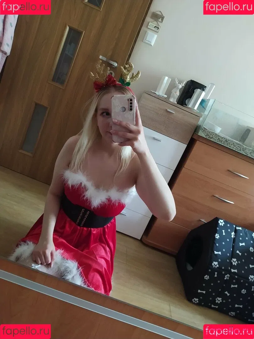aestheticusernameuwu Onlyfans Photo Gallery 
