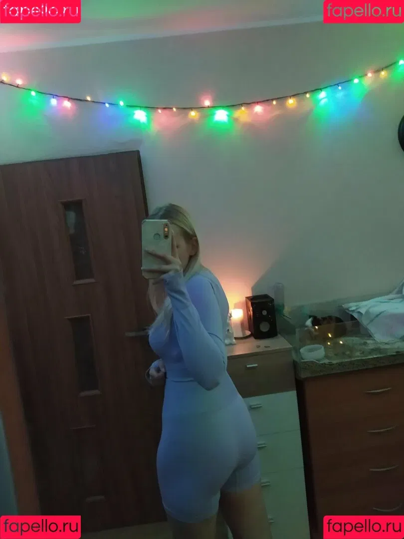 aestheticusernameuwu Onlyfans Photo Gallery 