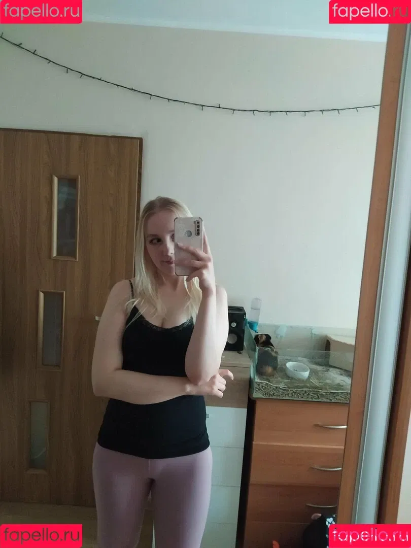 aestheticusernameuwu Onlyfans Photo Gallery 