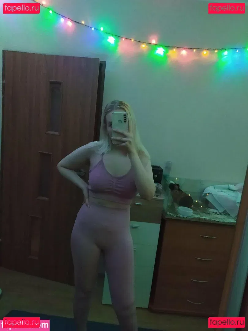 aestheticusernameuwu Onlyfans Photo Gallery 