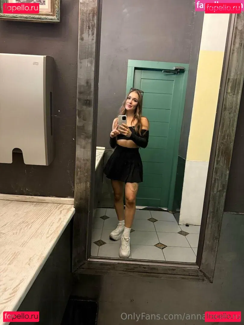 annalittlevip Onlyfans Photo Gallery 