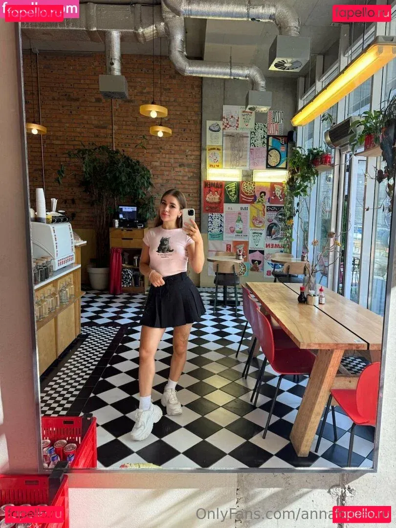 annalittlevip Onlyfans Photo Gallery 