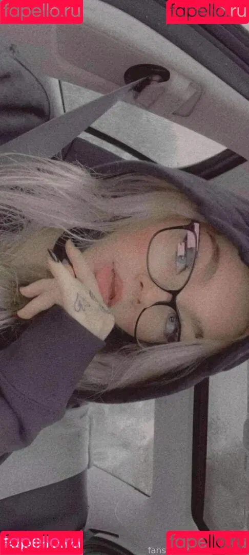 itsrumoonn Onlyfans Photo Gallery 