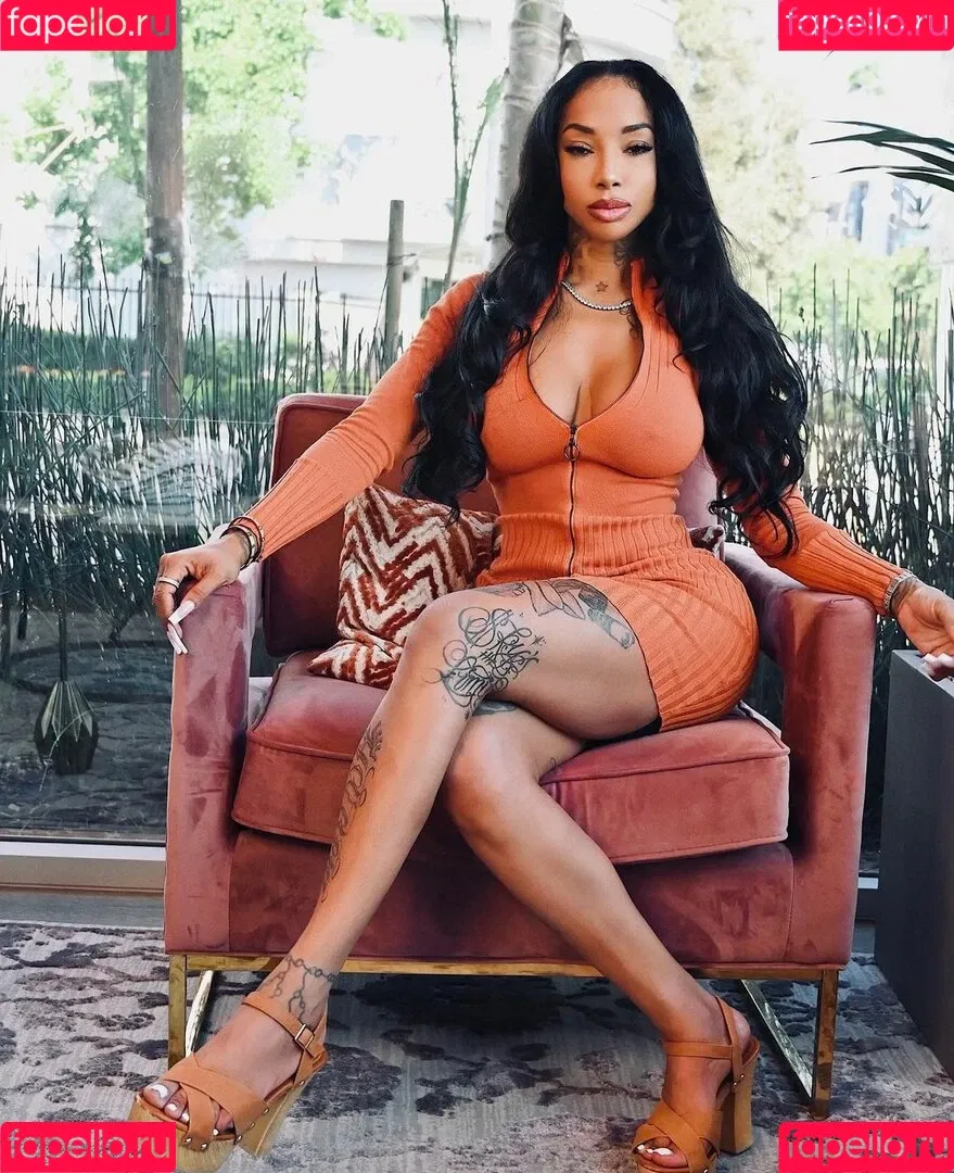flyyytattedsky Onlyfans Photo Gallery 