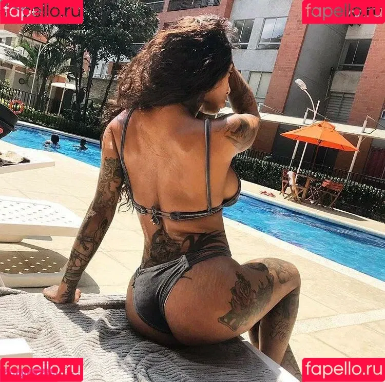 flyyytattedsky Onlyfans Photo Gallery 