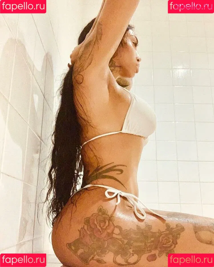 flyyytattedsky Onlyfans Photo Gallery 