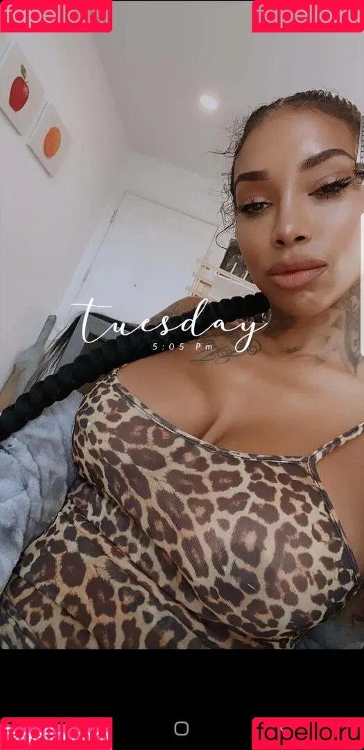 flyyytattedsky Onlyfans Photo Gallery 