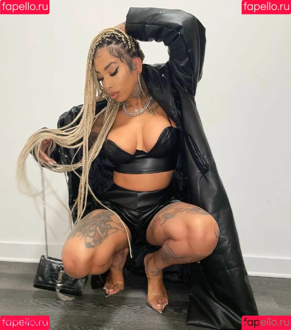 flyyytattedsky Onlyfans Photo Gallery 