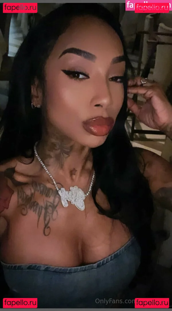 flyyytattedsky Onlyfans Photo Gallery 