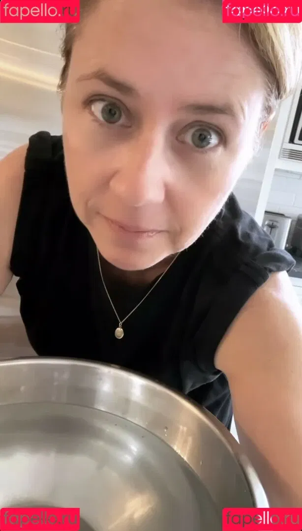 Jenna Fischer Onlyfans Photo Gallery 