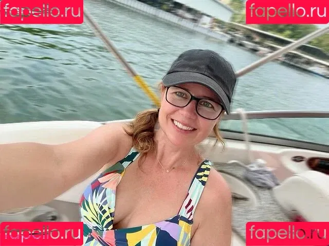 Jenna Fischer Onlyfans Photo Gallery 