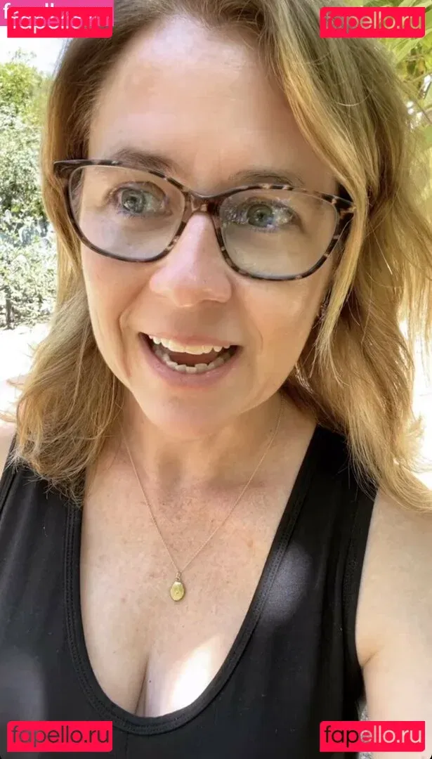 Jenna Fischer Onlyfans Photo Gallery 