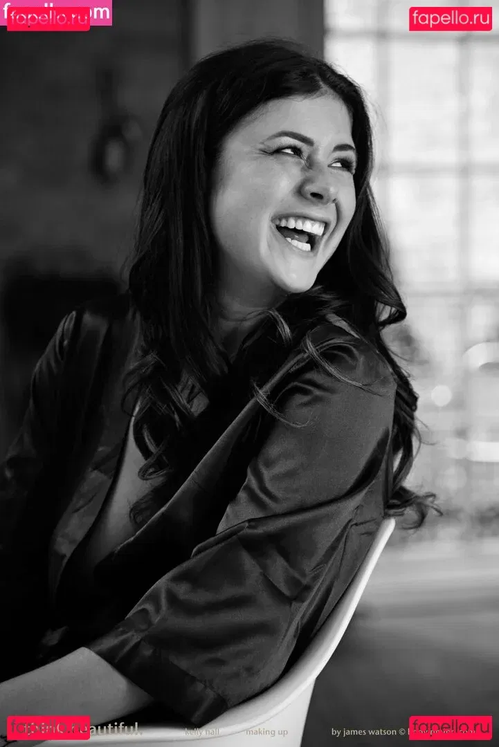 Kelly Hall Onlyfans Photo Gallery 