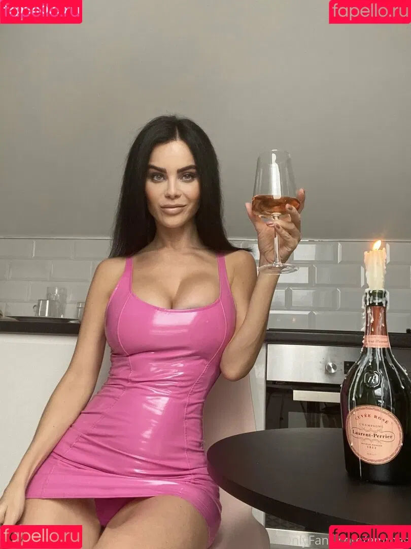 emmalg Onlyfans Photo Gallery 