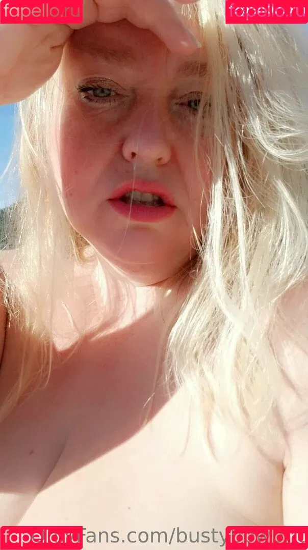 bustybbwbrit Onlyfans Photo Gallery 