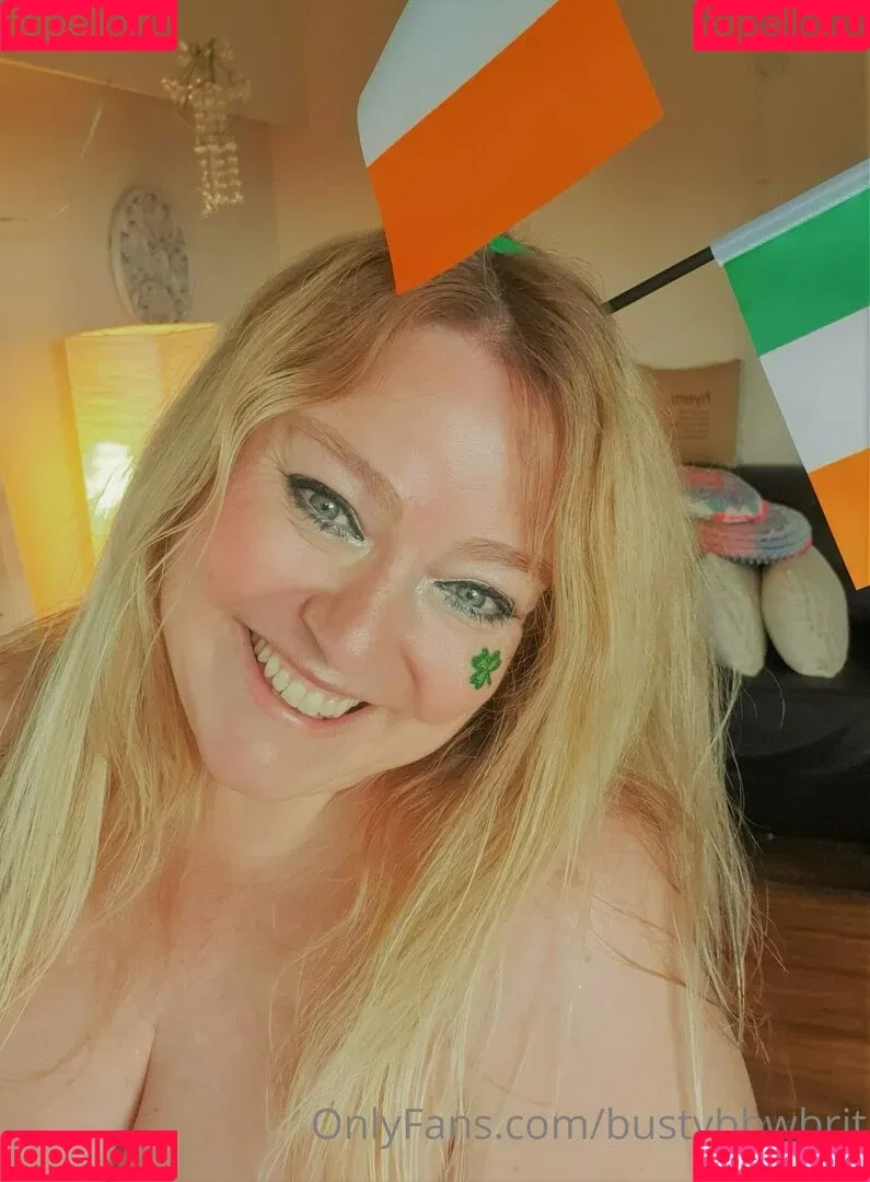bustybbwbrit Onlyfans Photo Gallery 