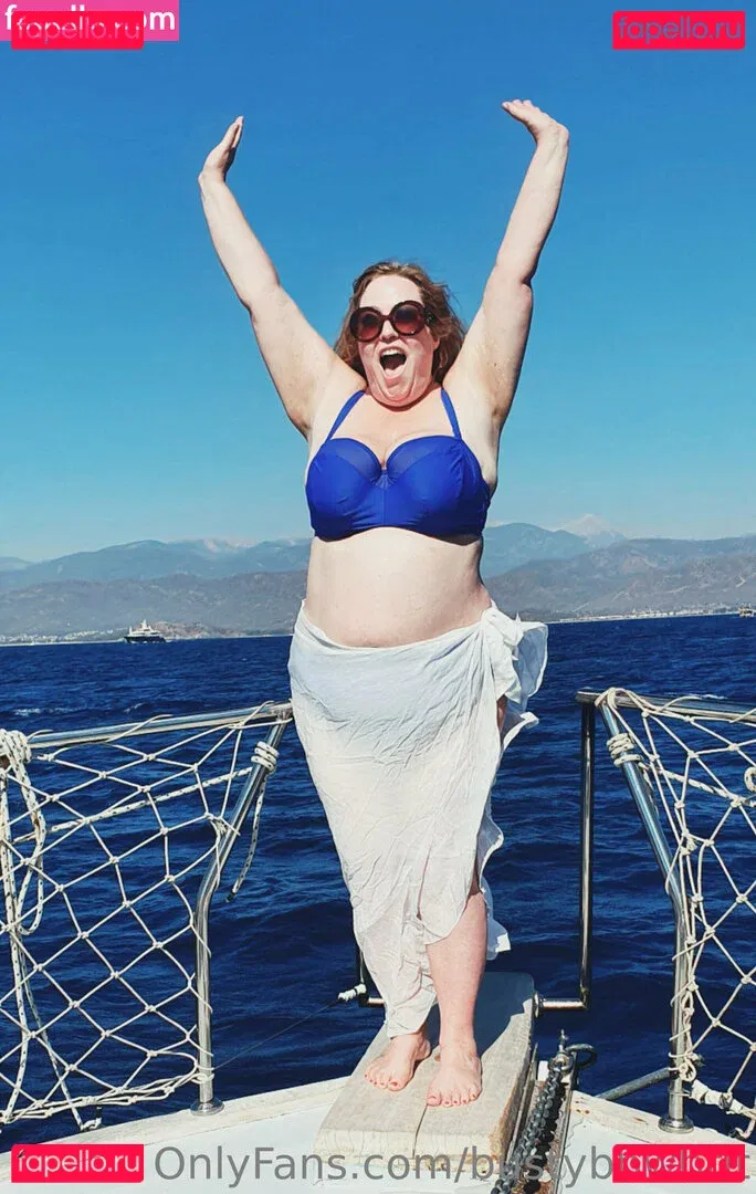 bustybbwbrit Onlyfans Photo Gallery 