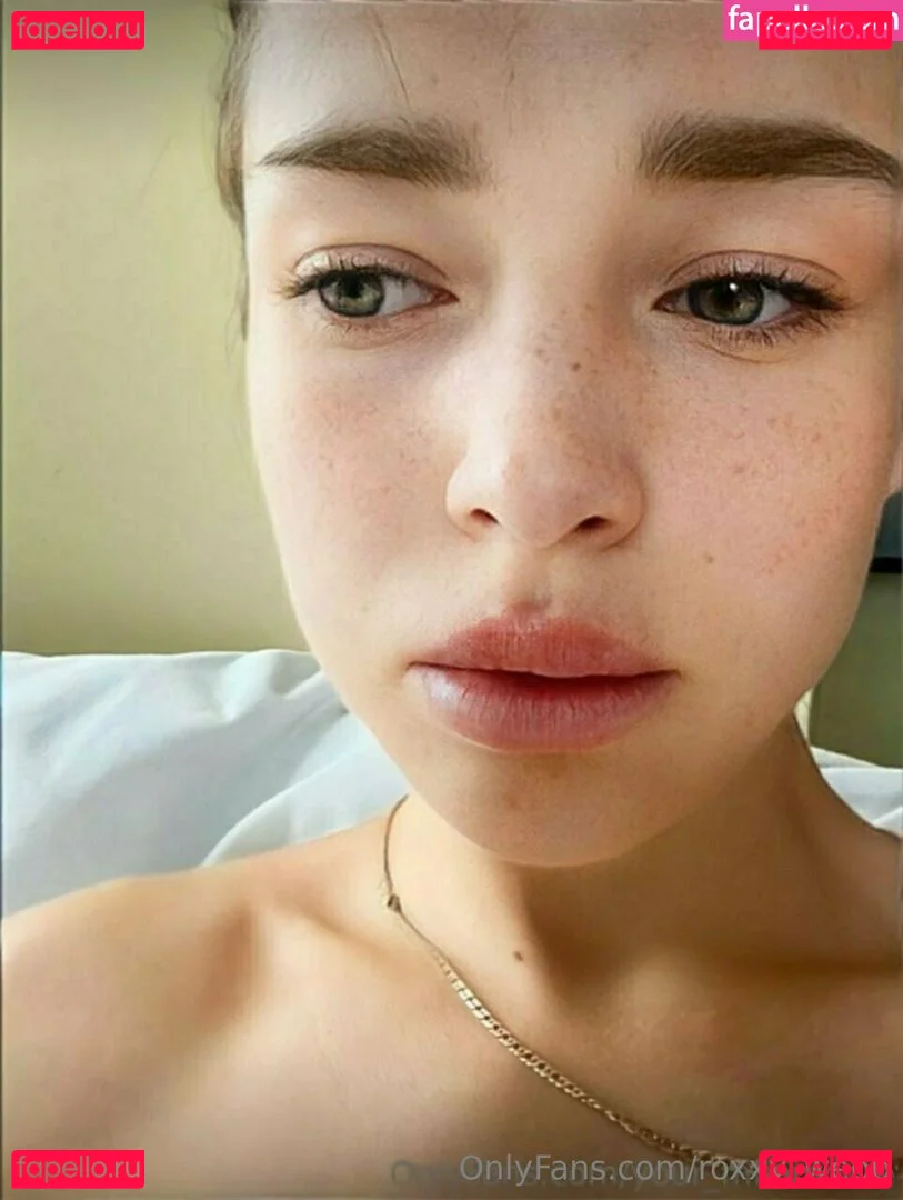 roxxy_webb Onlyfans Photo Gallery 