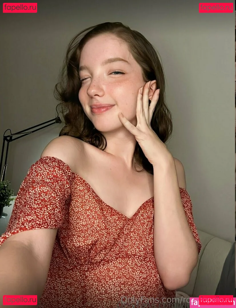 roxxy_webb Onlyfans Photo Gallery 