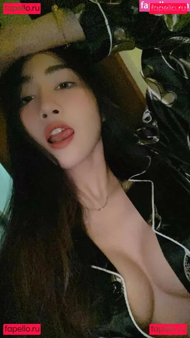 GungGingNsk Onlyfans Photo Gallery 