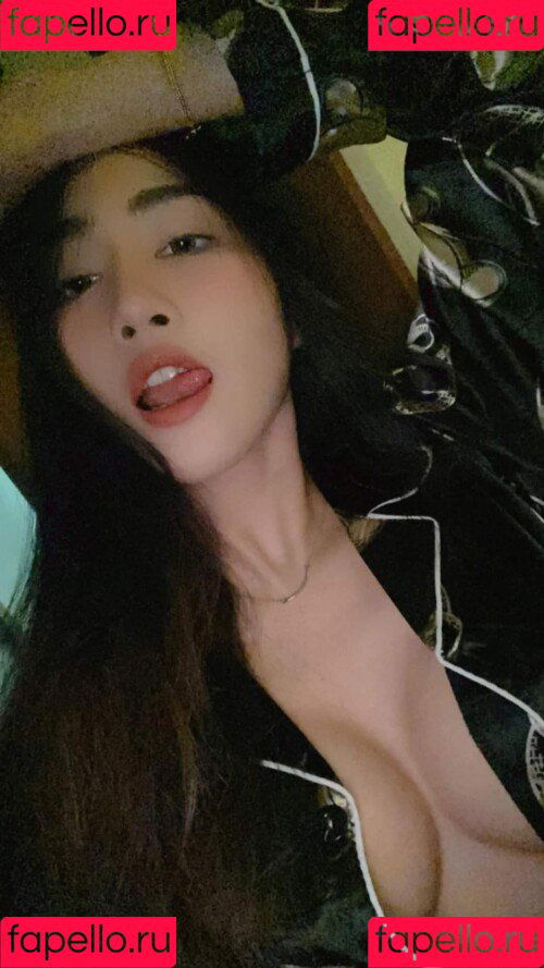 GungGingNsk Onlyfans Photo Gallery 