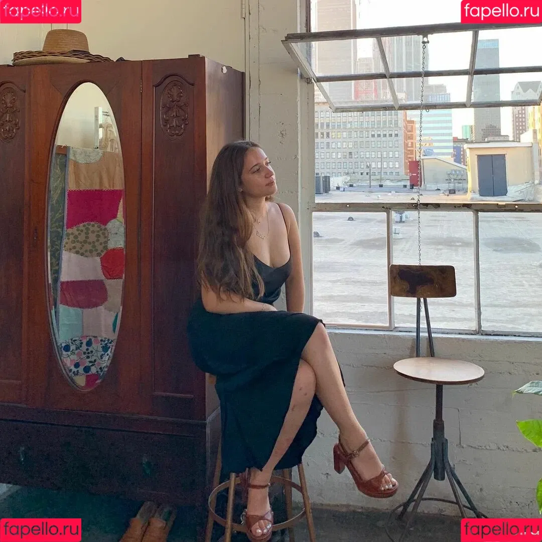 Gideon Adlon Onlyfans Photo Gallery 