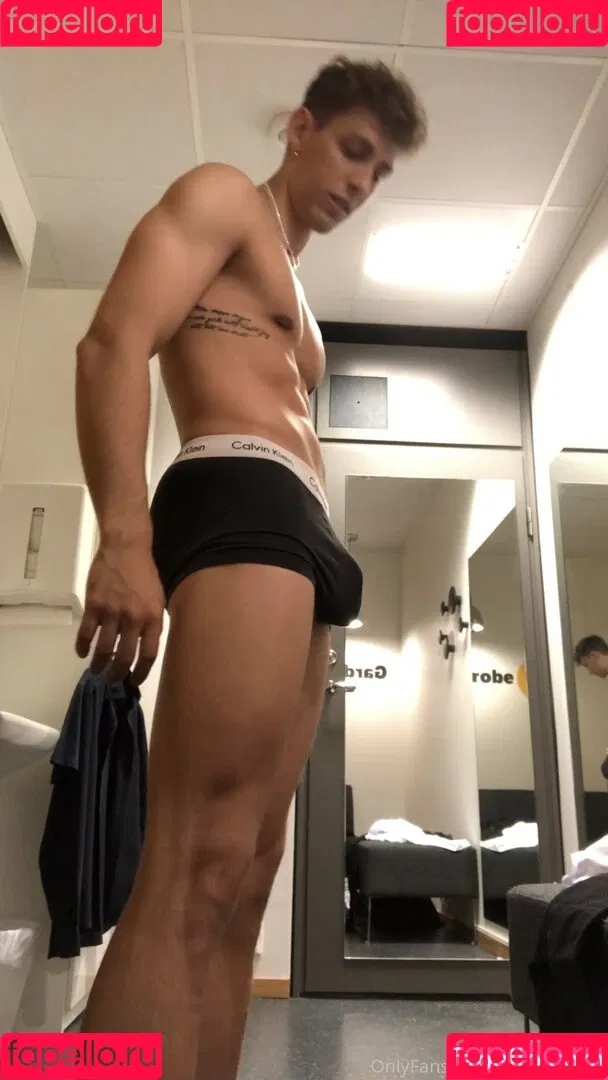 battyboyfree Onlyfans Photo Gallery 